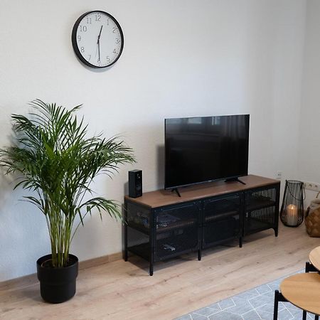 Apart63-Modern-3Room I Smart Tv I Free Parking I Free Wifi Hamm  Exterior foto